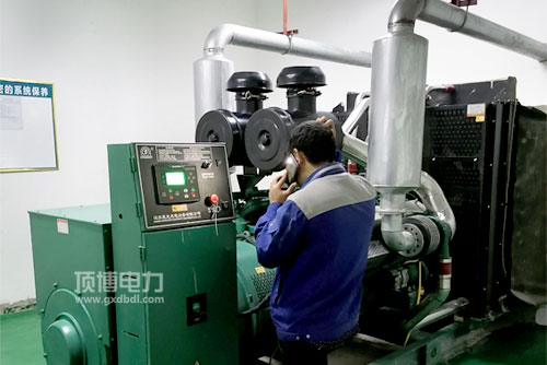 購買柴油發(fā)電機組要不要配套ATS自動轉(zhuǎn)換開關(guān)柜？