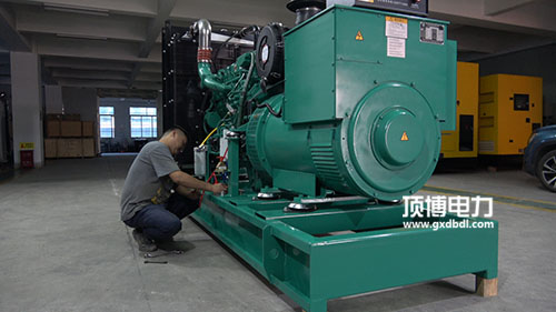出口增加，云南瑞麗市茂源進(jìn)出口有限公司采購(gòu)300KW上柴發(fā)電機(jī)組1臺(tái)